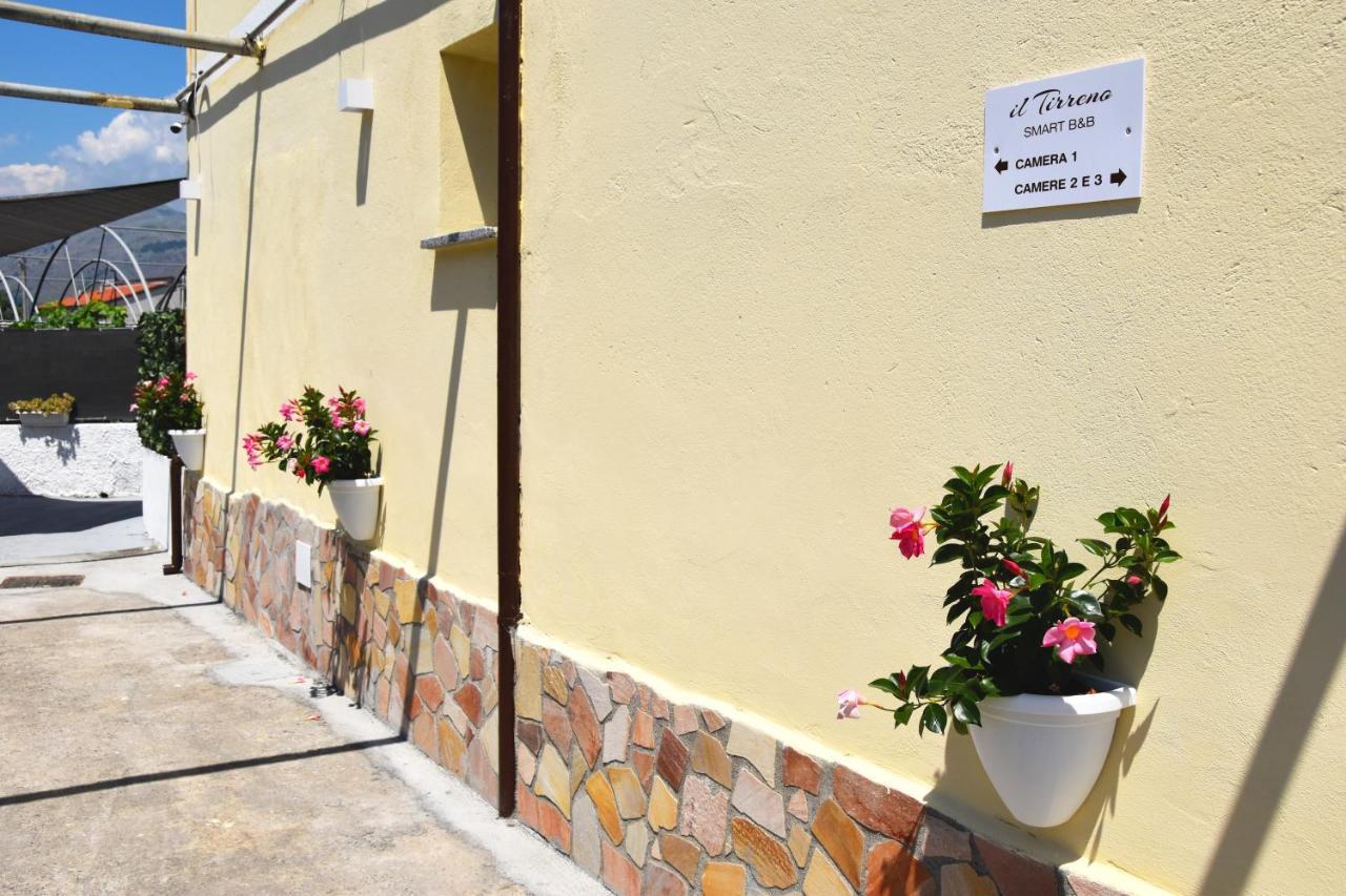 B&B Il Tirreno Cipollina Buitenkant foto